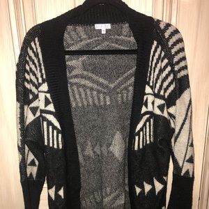 Sweater tribal print